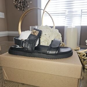 Steve Madden Black Leather Women's Sandals